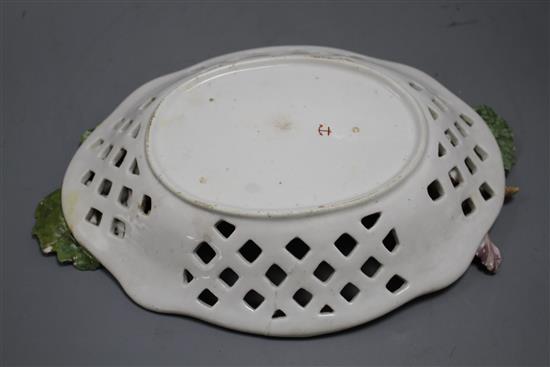An unusual Chelsea red anchor cobnut handled basket, c.1756, 31cm